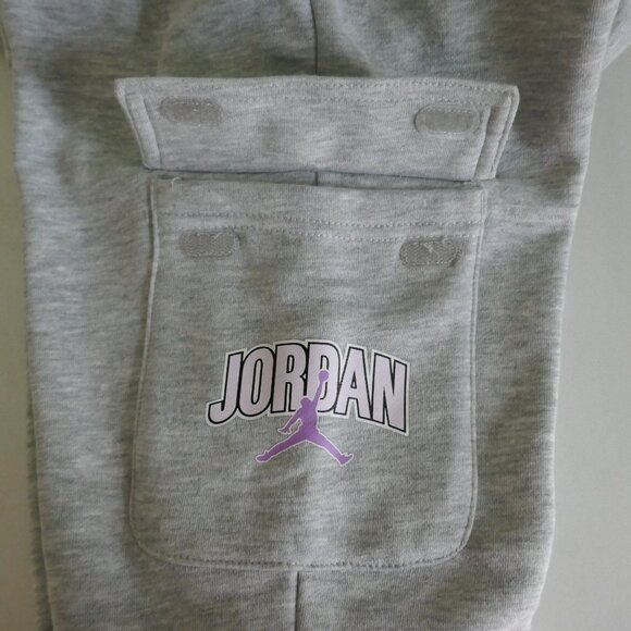 NWT Jordan jumpman girls cargo pocket sweatpants joggers light gray size L - Picture 6 of 8
